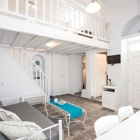 Traditional Split Level House In Mykonos Town Villa Exterior photo